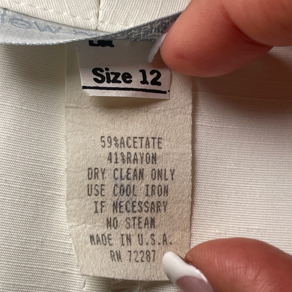 Lew Magram collection Cream button front vest size 12 made in USA - Picture 6 of 7